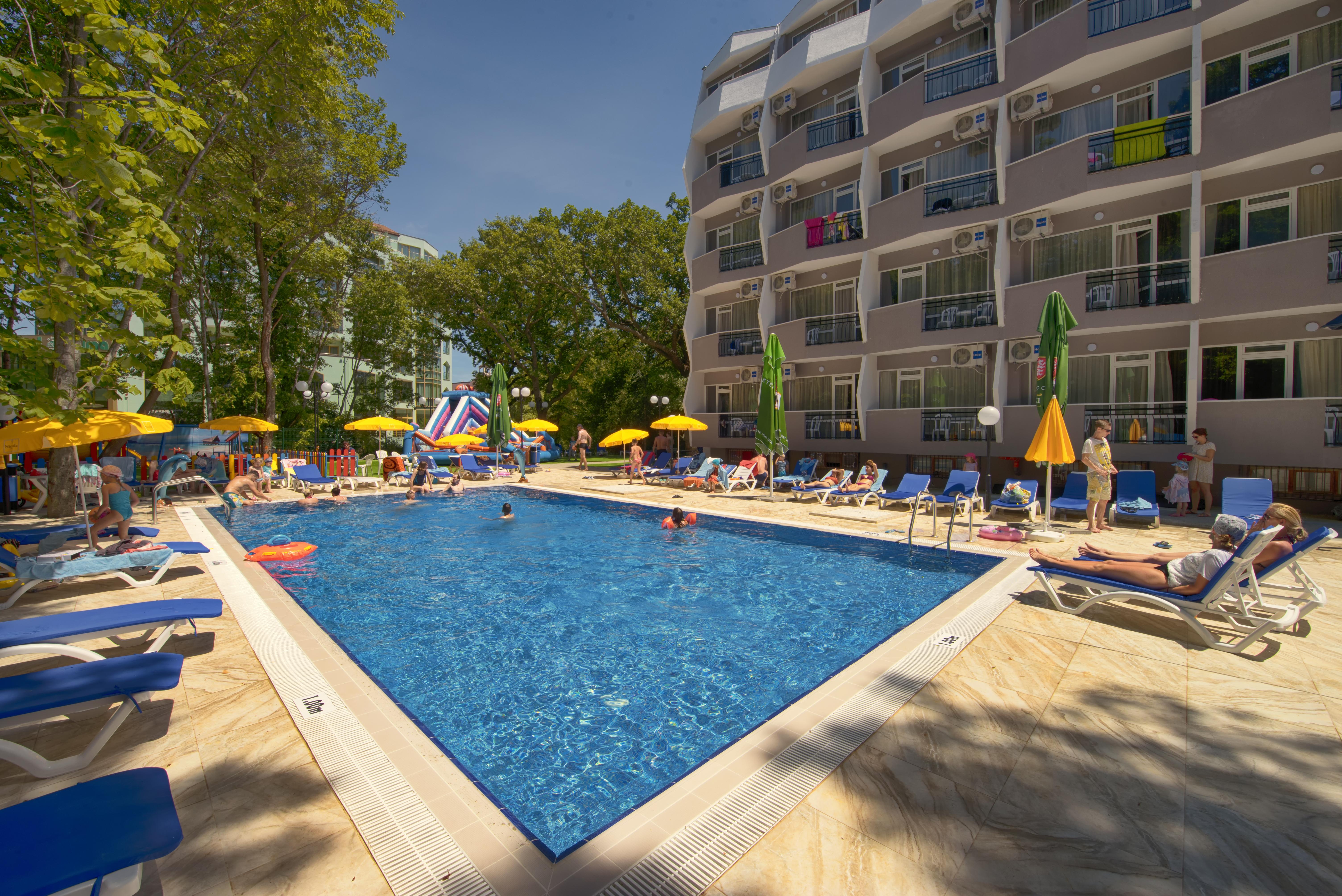 Prestige Deluxe Hotel Aquapark Club- All inclusive Goudstrand Buitenkant foto